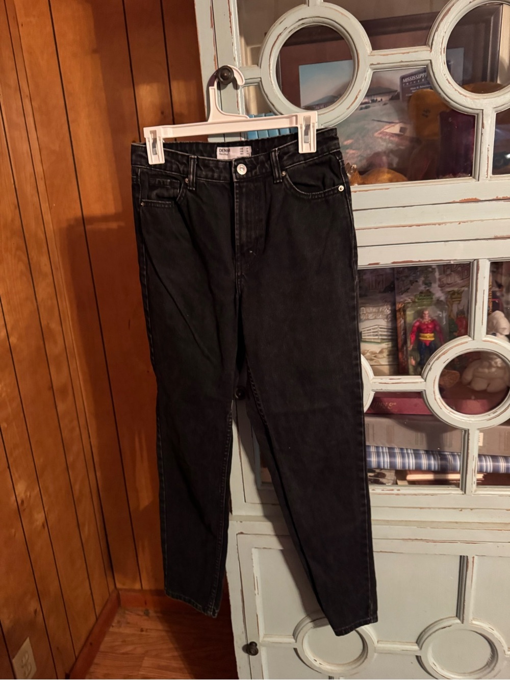 Bershka High-Rise Black Women’s Denim Jeans Size 2 B17